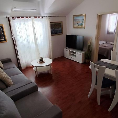 Apartman Beus Makarska Buitenkant foto