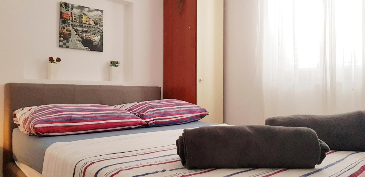 Apartman Beus Makarska Buitenkant foto