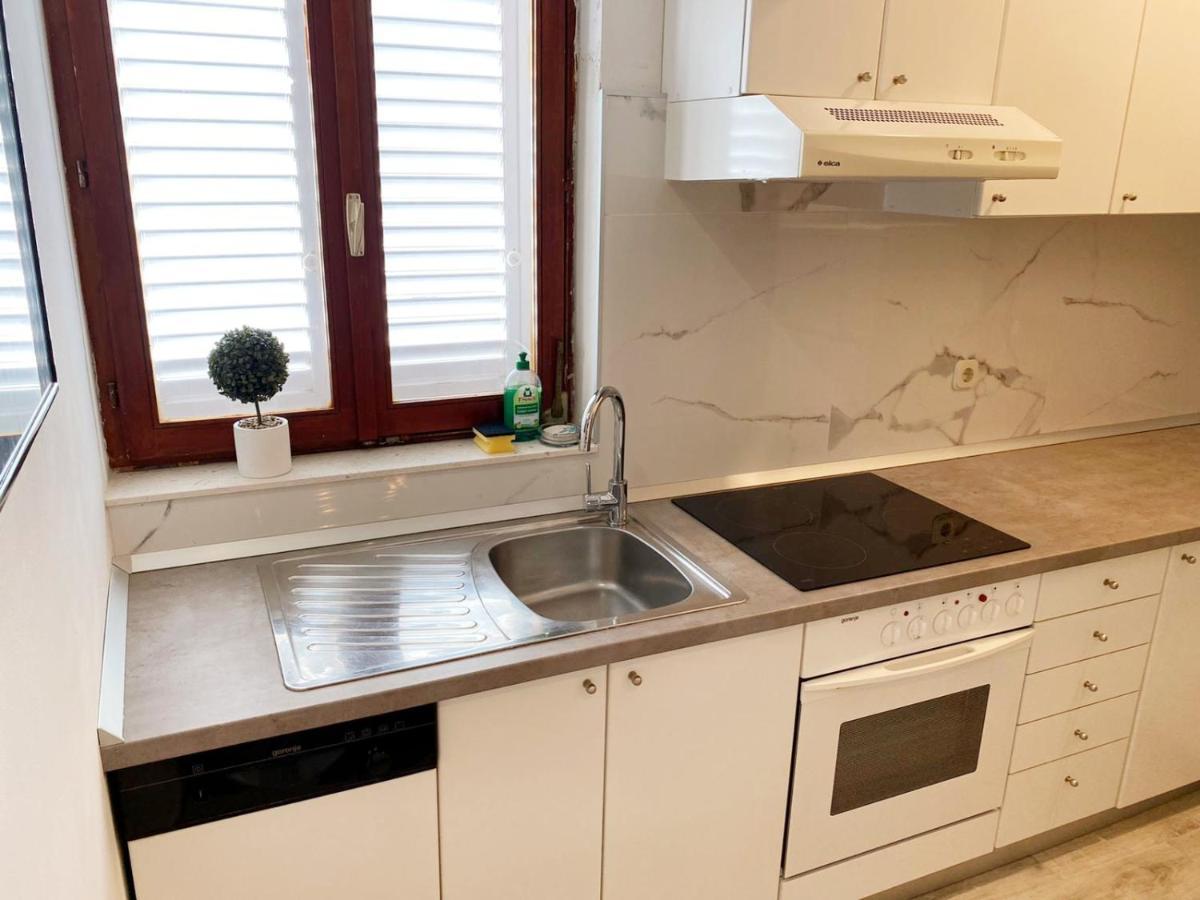 Apartman Beus Makarska Buitenkant foto