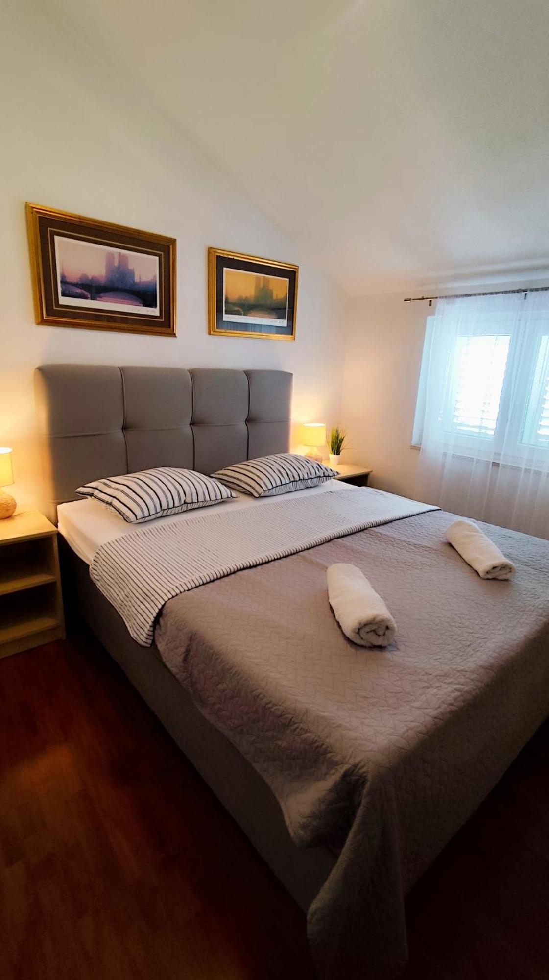 Apartman Beus Makarska Buitenkant foto